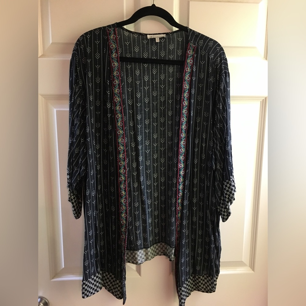 Skies Are Blue Woman’s Kimono Size 3x